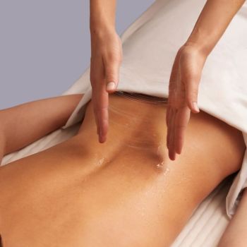 Gel Lubrifiant et de Massage 2 en 1 à Base D'eau Nuru à L'aloe Vera 150 Ml